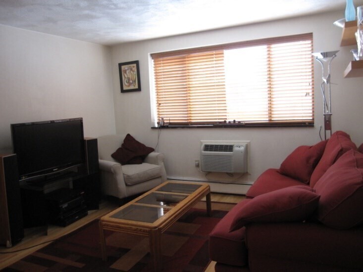 Primary Photo - 5 Centre St