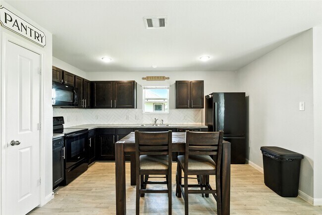 Building Photo - 244 Rd 5506