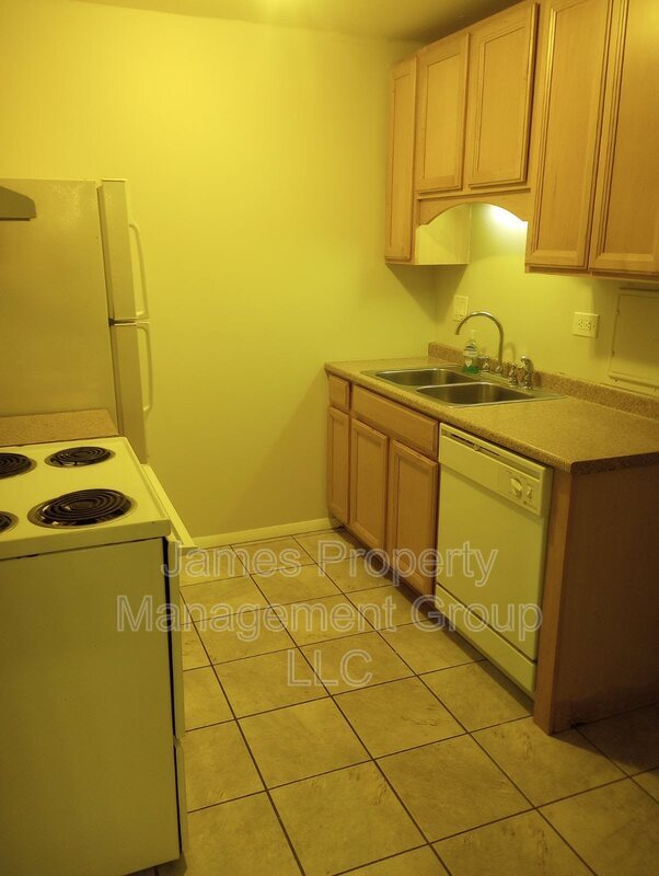 Foto del edificio - 860 E Old Willow Rd