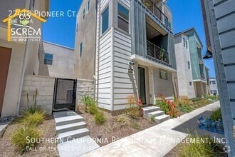 Building Photo - 27418 Pioneer Ct