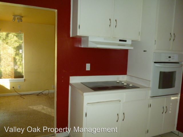 Building Photo - 213 N Santa Cruz Ave