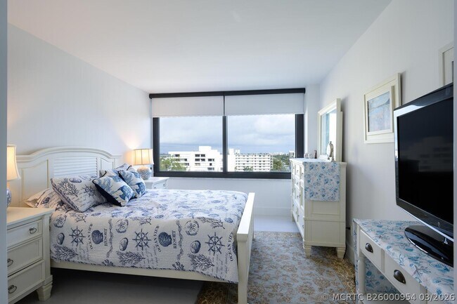 Foto del edificio - 3589 S Ocean Blvd