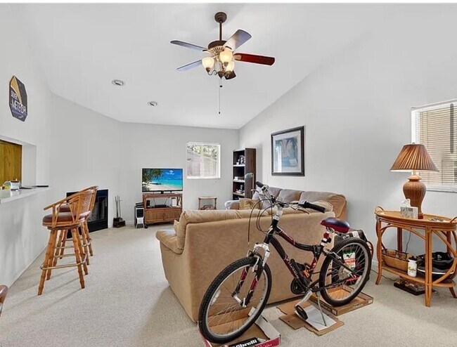 Foto del edificio - 3138 Kings Lake Blvd