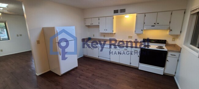 Foto del edificio - 3111 E 29th St