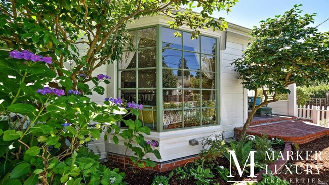 Foto del edificio - 74 Mountain View Ave