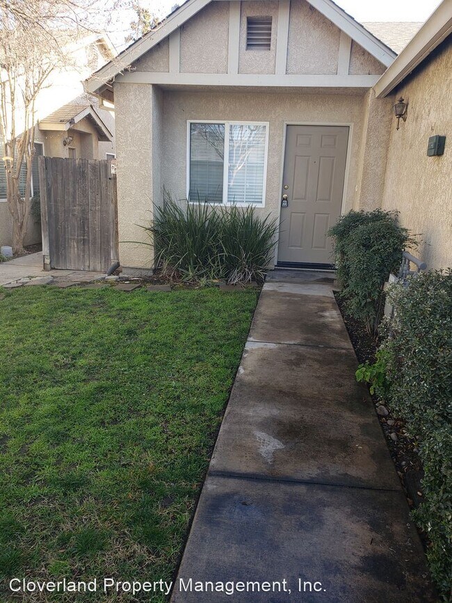 Building Photo - 2 br, 1 bath House - 587 Mann Ave.
