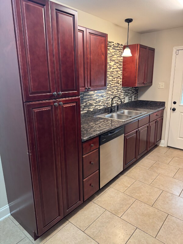 Foto del edificio - 136 Jolie Oaks Blvd