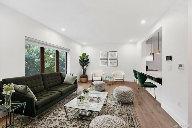 Foto del edificio - 525 N MacQuesten Pkwy