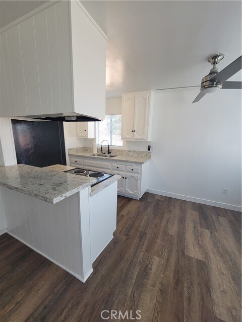 Building Photo - 515 Coronado Ave