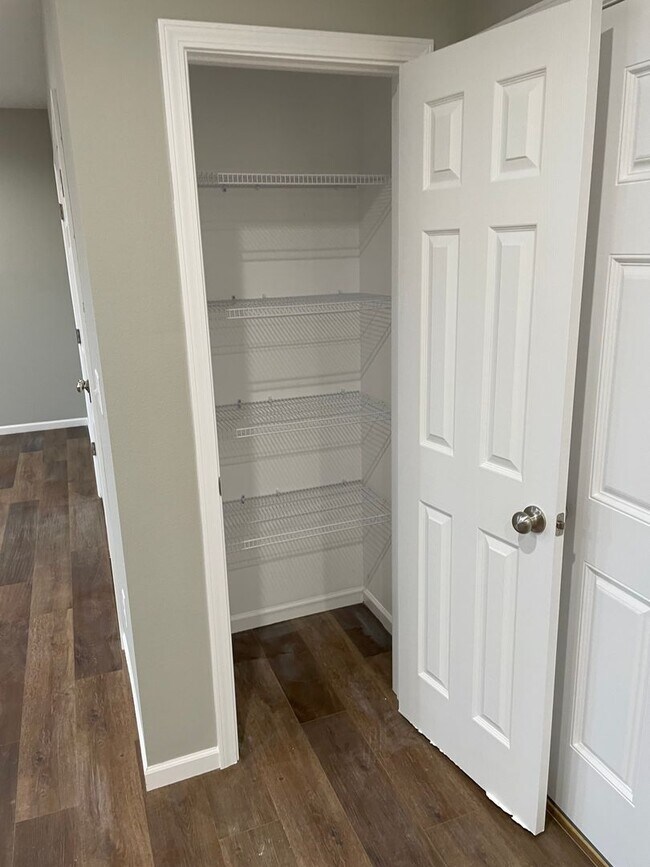 Building Photo - Brand New 4 bed 2 bath 2 Car Garage! 1/2 off 1st Months Rent!!