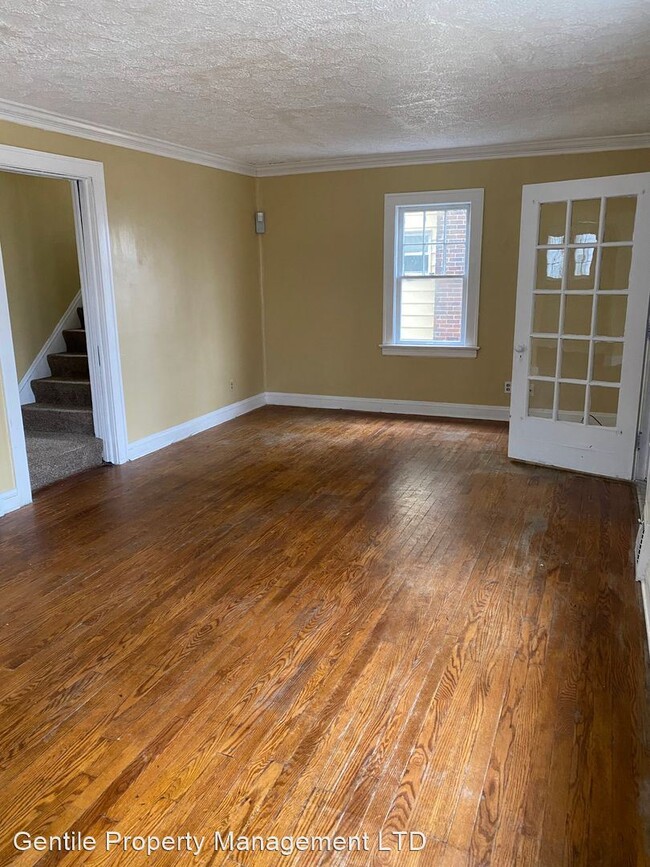 Foto del edificio - 3 br, 1.5 bath House - 16204 Invermere Ave