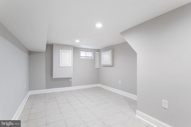 Building Photo - 503 Wyeth St