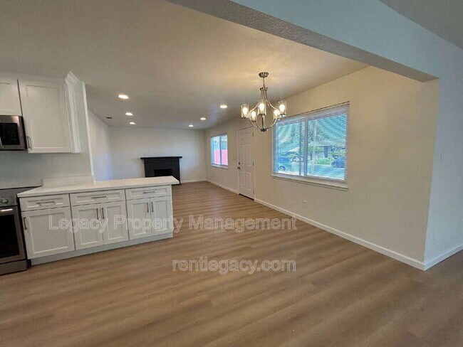 Foto del edificio - 1525 James St