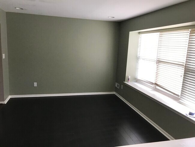 Foto del edificio - 5604 Essex Ln