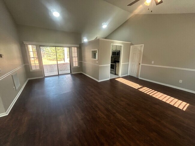 Foto del edificio - 207 Coronado Rd