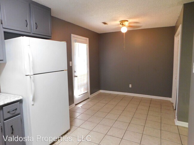 Building Photo - 4 br, 2 bath House - 6526 Brookridge Dr
