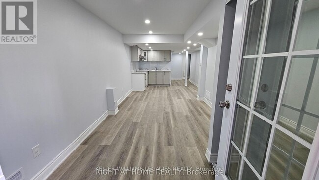 Building Photo - 6 Marine Dr