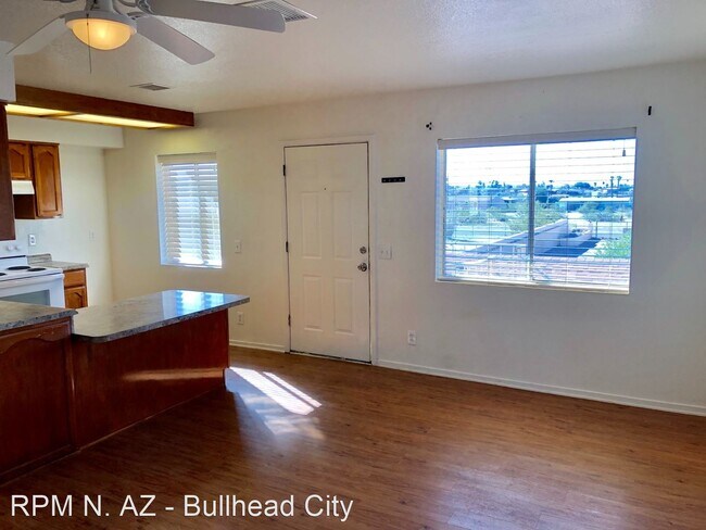 Foto del edificio - 1325 Navajo Dr