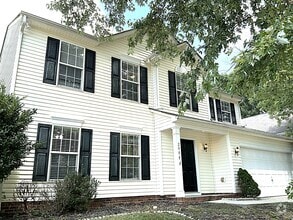 Building Photo - 2008 Secret Garden Ct