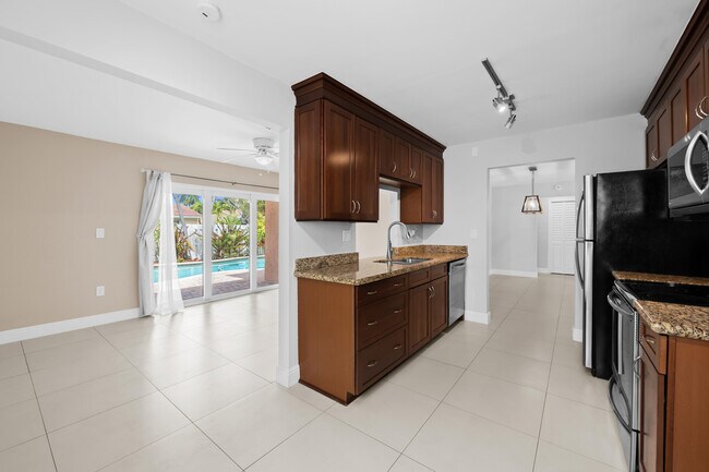 Foto del edificio - 313 SE 4th Terrace