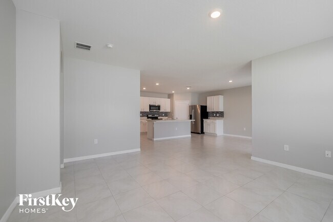 Foto del edificio - 709 Kindred Ln