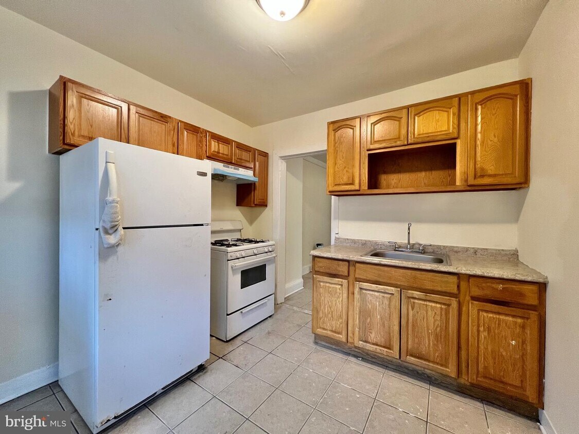 Foto principal - 295 S Logan Ave