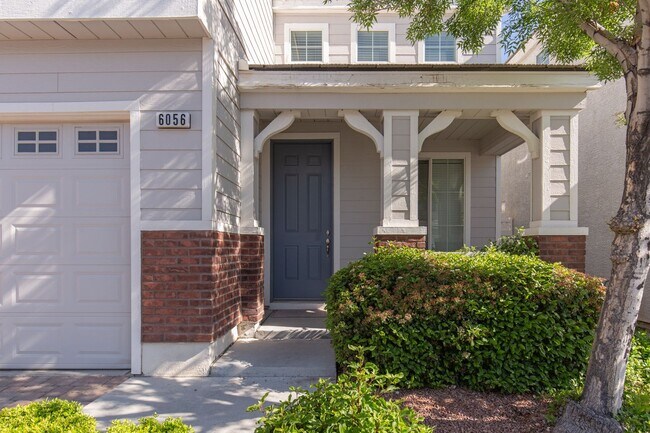 Foto del edificio - Gorgeous 3 Bedroom in a Gated Community