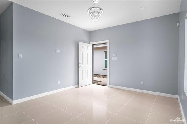 Foto del edificio - 17 Stardust Ln