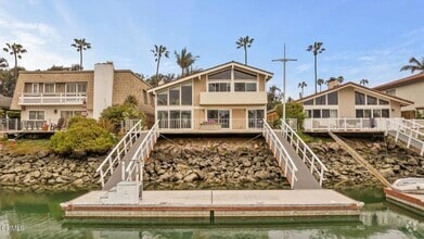 Building Photo - 2957 Seaview Ave