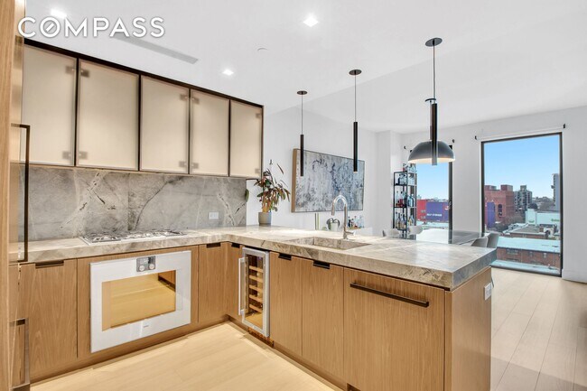 Building Photo - 269 4th Ave