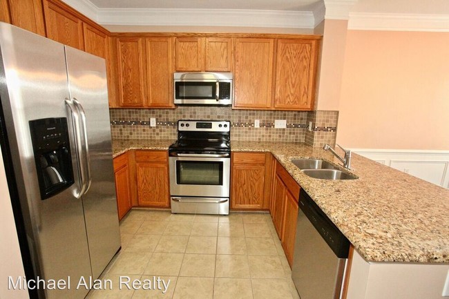 Building Photo - 2084 Ayrsley Town Blvd