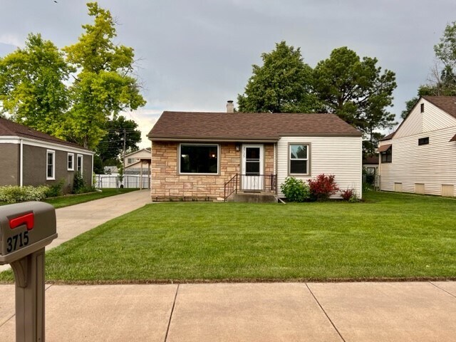 Primary Photo - 3715 W Main St