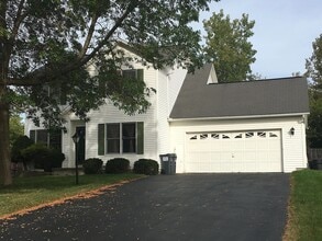 Building Photo - 35 Windrose Way