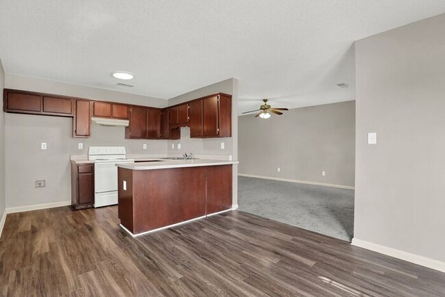 Building Photo - 1666 Joy Cir
