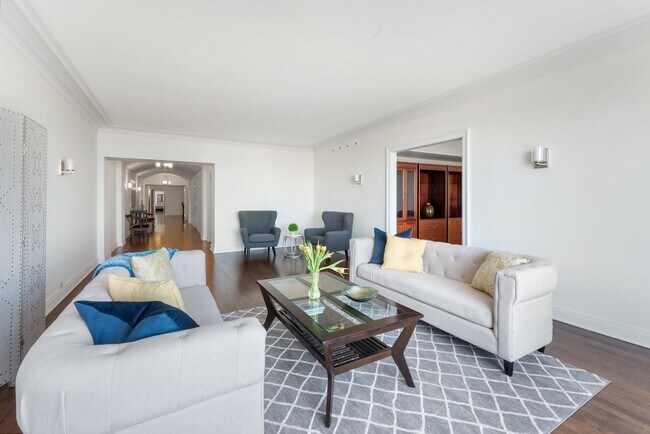 Foto del edificio - 2130 N Lincoln Park W