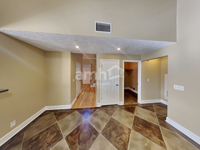 Building Photo - 2726 Portside Court