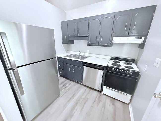 Foto del edificio - 2/2 House 1 mile from campus and the square