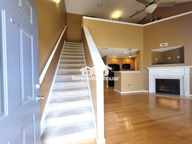 Foto del edificio - 8160 Oakley Cir