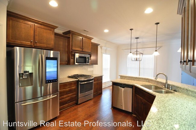 Building Photo - 4 br, 3 bath House - 6438 Dunnavant Place