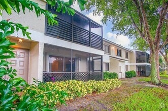 Building Photo - 407 Gardens Dr