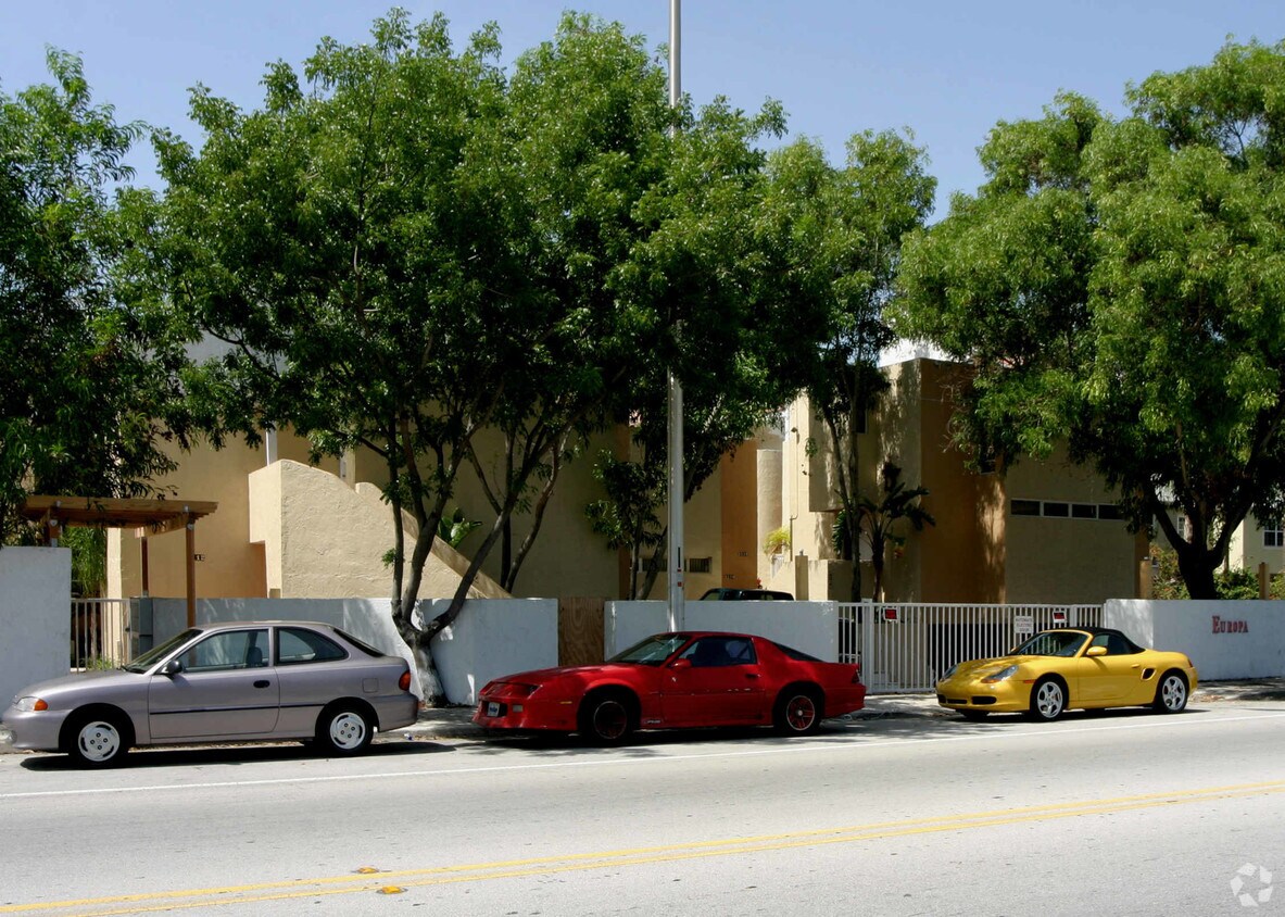 Primary Photo - Europa Villas