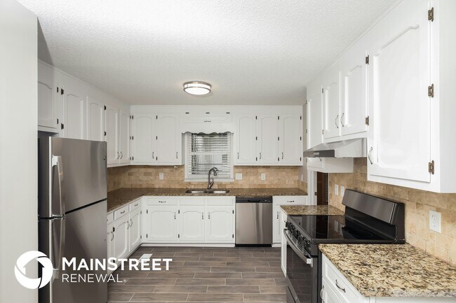 Foto del edificio - 4825 W Mceachern Woods Dr