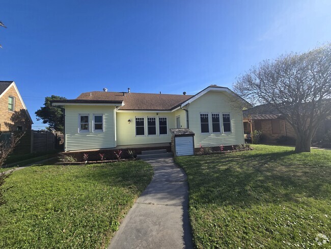 Building Photo - 4401 Sherman Blvd