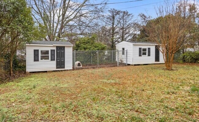Building Photo - 216 Beth Dr