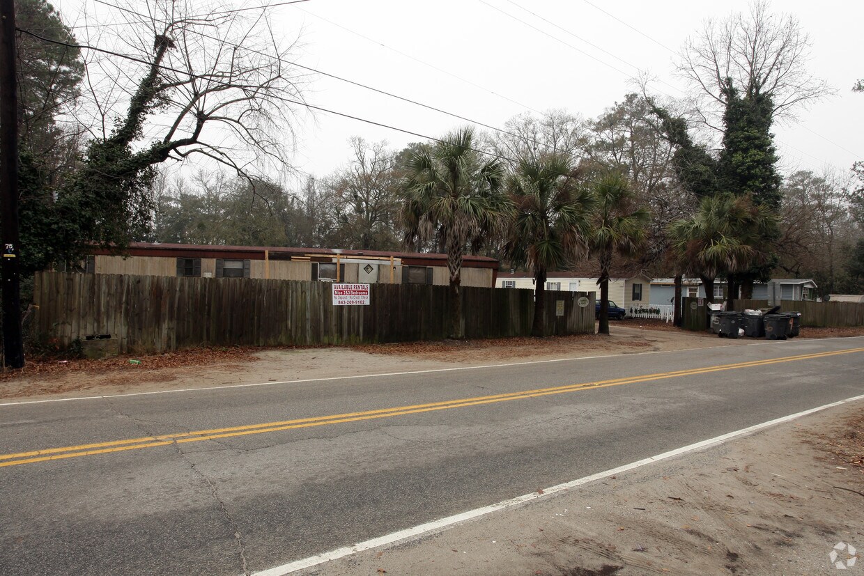 Foto del edificio - 1531 Sumner Ave