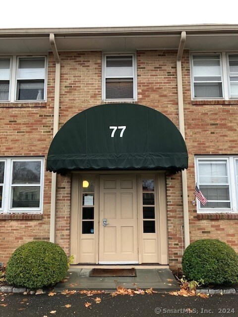 Foto principal - 77 Winfield St