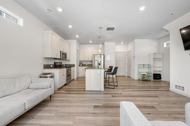 Foto del edificio - 1071 Spartan Ave