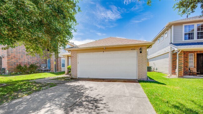 Building Photo - 4226 Richmeadow Dr