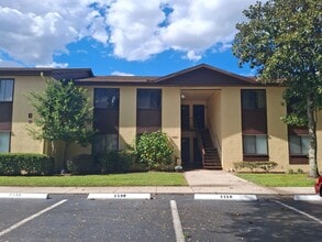 Building Photo - 513 Fairways Cir
