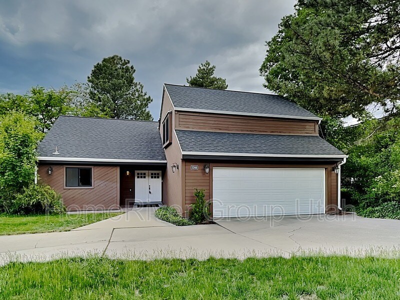 Primary Photo - 2266 S Wasatch Dr.